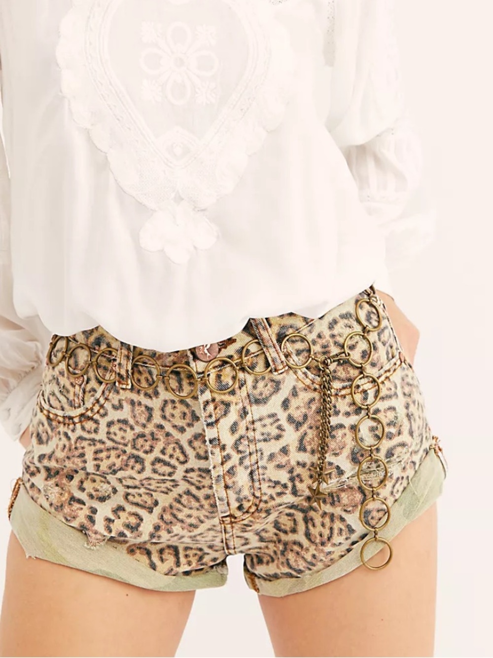 One Teaspoon Leopard Mid Waist Bandits Shorts 29